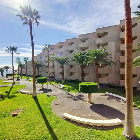 Estandar De 1 Y Vista Al Jardin Con Wifi Y Estupenda Piscina En * Costa Del Silencio