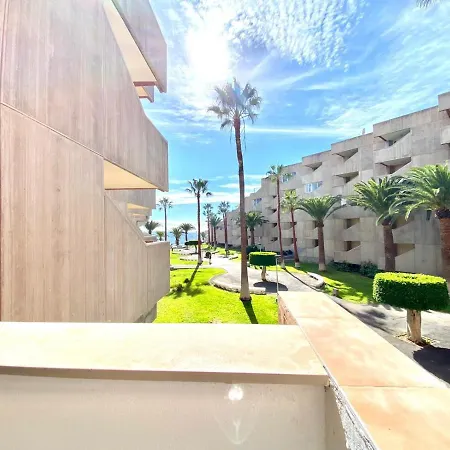 Estandar De 1 Y Vista Al Jardin Con Wifi Y Estupenda Piscina En Appartement Costa Del Silencio