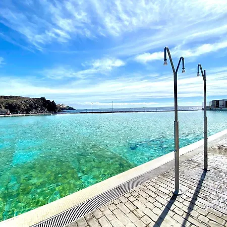 Estandar De 1 Y Vista Al Jardin Con Wifi Y Estupenda Piscina En *